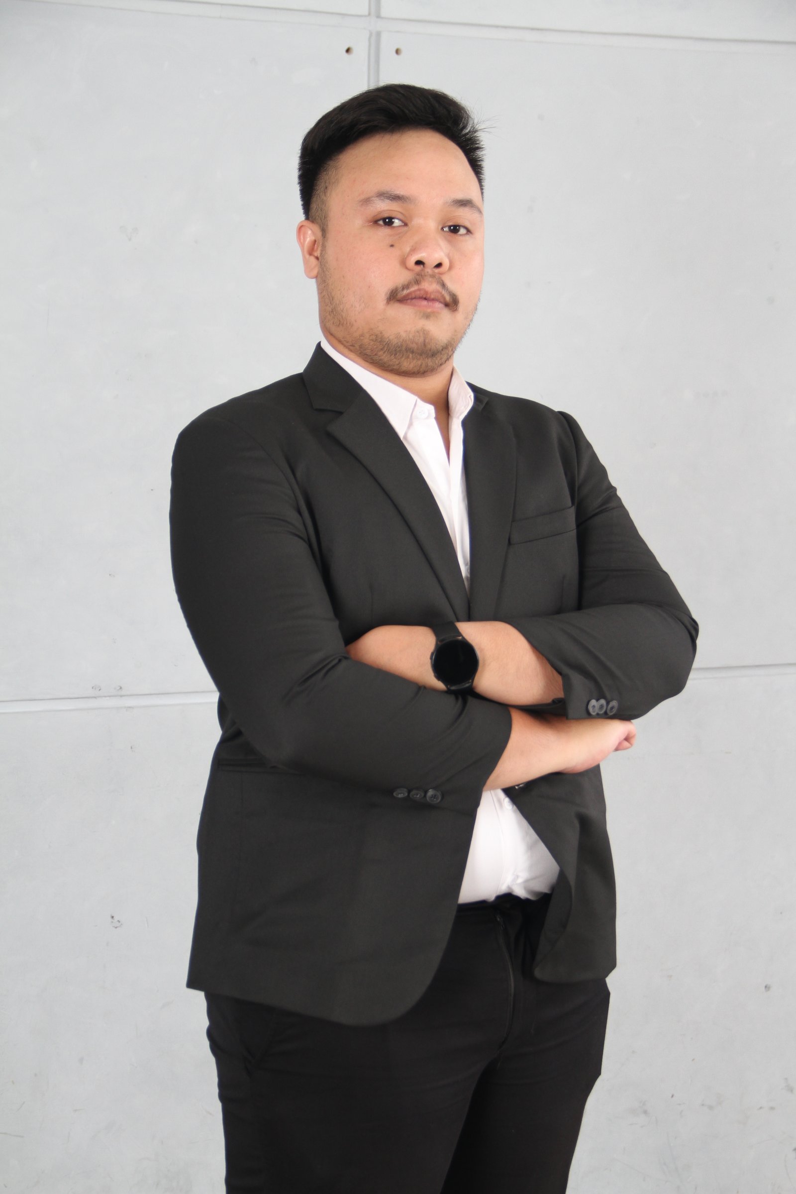 MUHAMMAD RIZKY BAZZIAD, S.H.